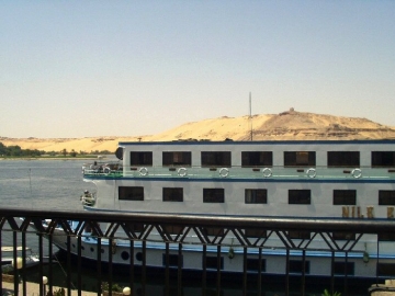 d3720ffa2f3639452978fcb382a714ce.jpg